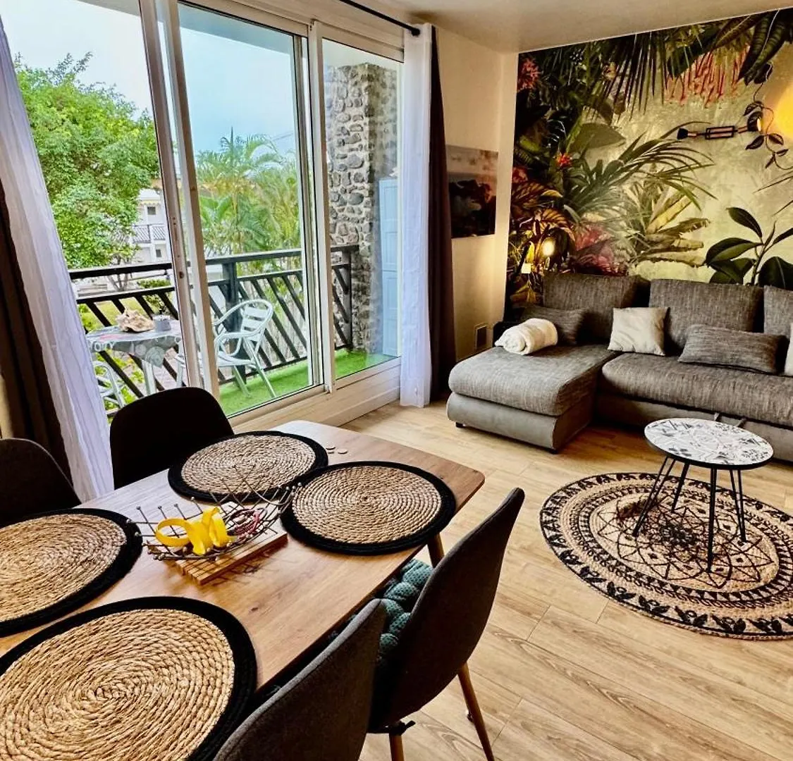 Bikini & Martini Residence Manganao Plage & Piscine Privee Saint-Francois  Saint-Francois (Grande-Terre)