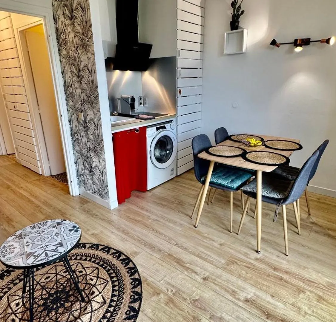 Apartment Bikini & Martini Residence Manganao Plage & Piscine Privee Saint-Francois